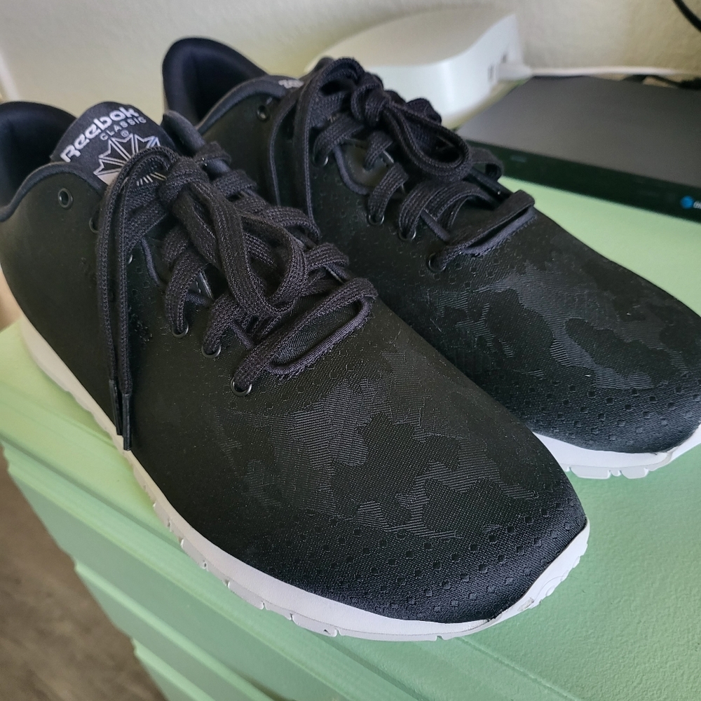 Reebok Classic Nylon Sneaker